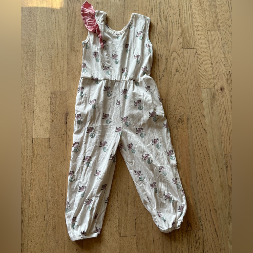 Monica and Andy jumper, size 6-7